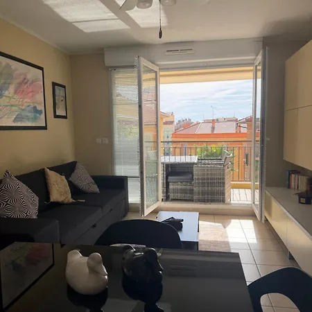 아파트 Bilocale Centro, Terrazzo E Parking Privato *