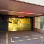 Bilocale Centro, Terrazzo E Parking Privato * Menton