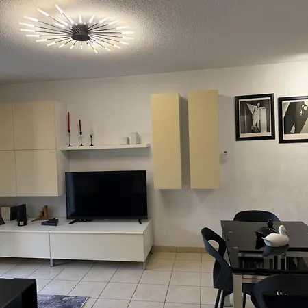Bilocale Centro, Terrazzo E Parking Privato