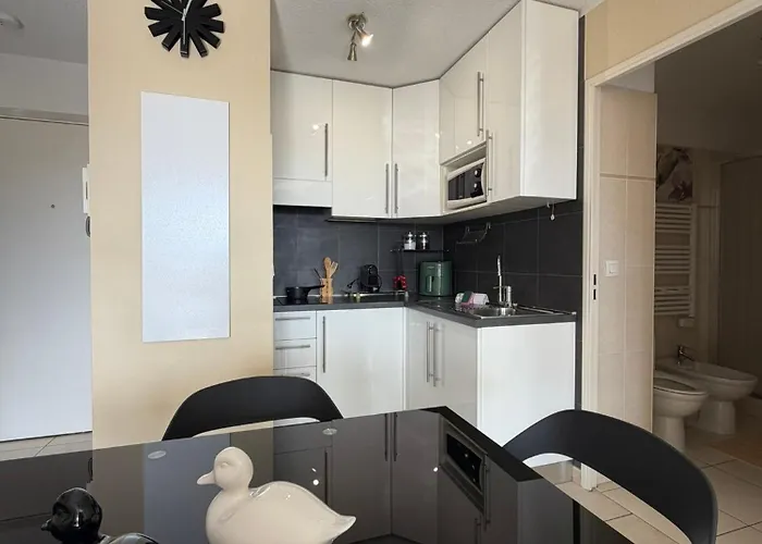 Apartamento Bilocale Centro, Terrazzo E Parking Privato