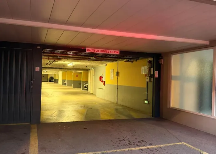 Bilocale Centro, Terrazzo E Parking Privato * Menton